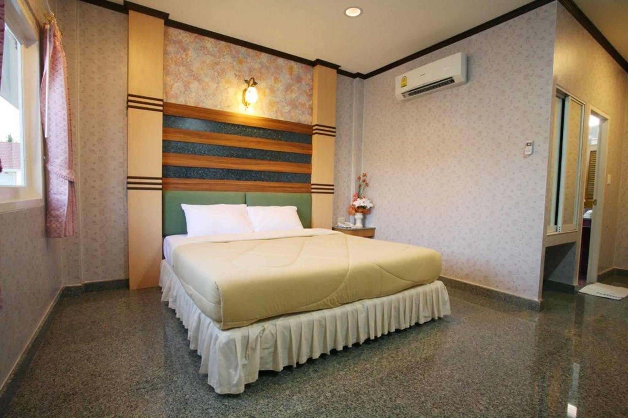 קמפהאנג פט Soda Resort מראה חיצוני תמונה